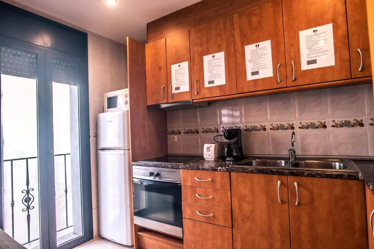 Apartaments Yaco Lloret de Mar