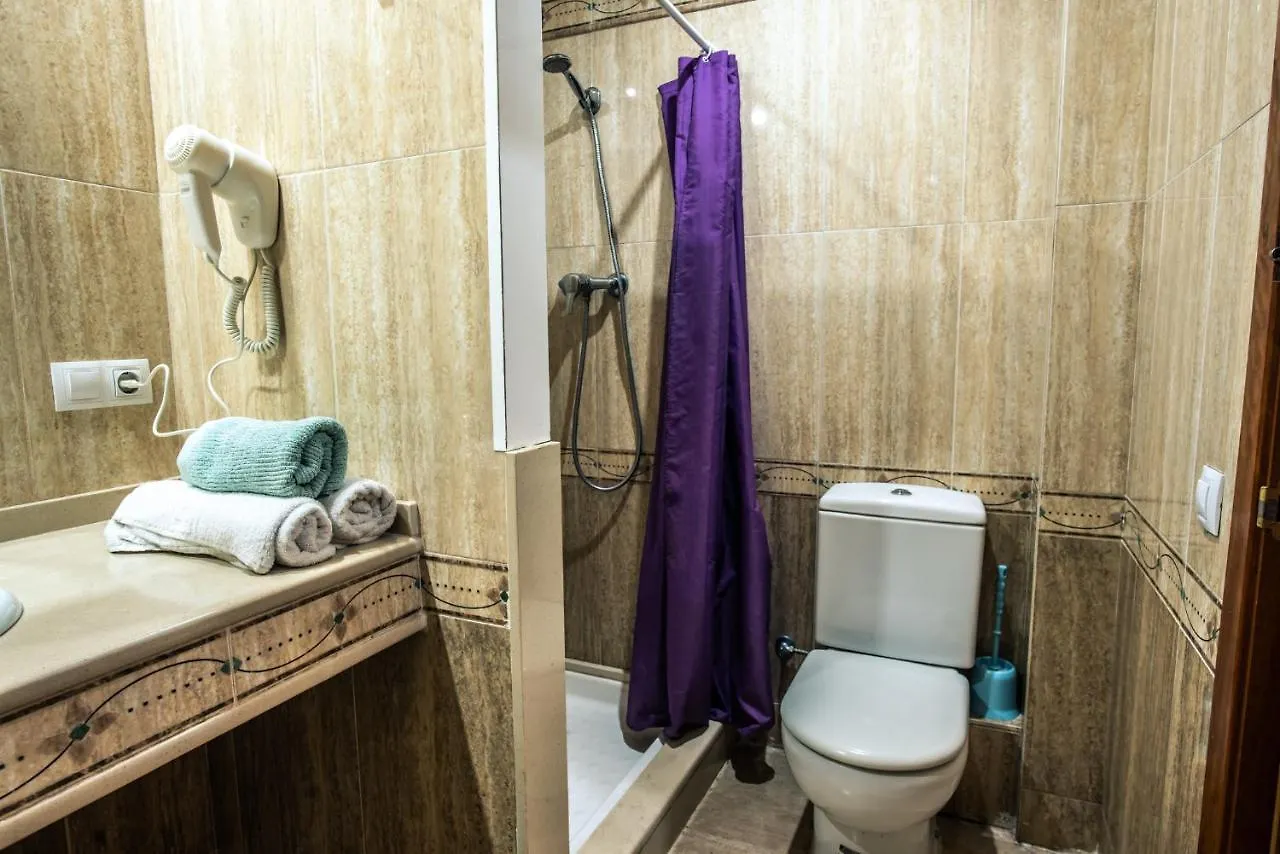 Apartaments Yaco Lloret de Mar