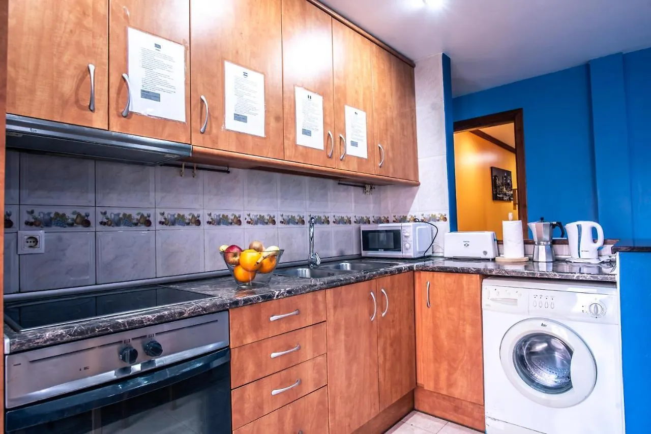 Apartaments Yaco Lloret de Mar
